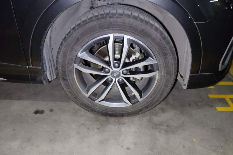 Used Audi Q3 2021 35 TFSI Progressive Dynamic Edition Right Front Wheel Hub