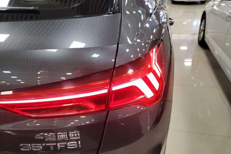 Used Audi Q3 2021 35 TFSI Advanced Style Edition Right Rear Taillight