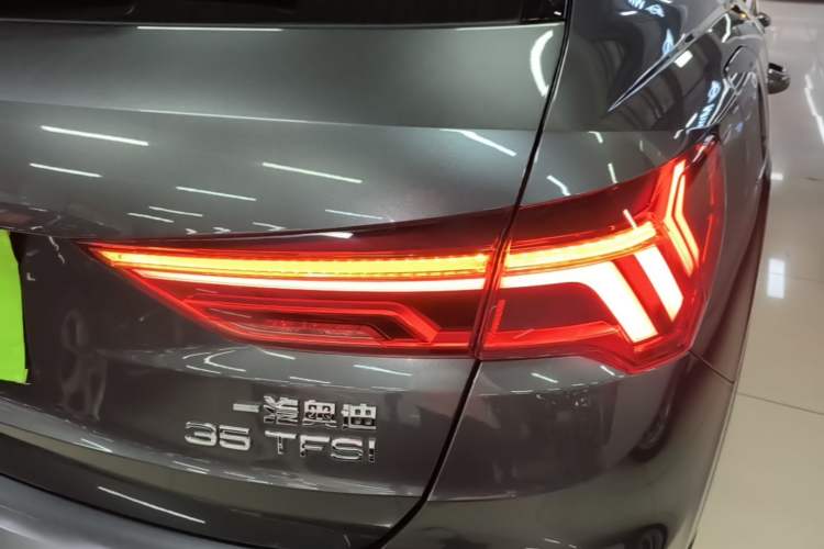 Used Audi Q3 2021 35 TFSI Progressive Dynamic Edition Right Rear Taillight