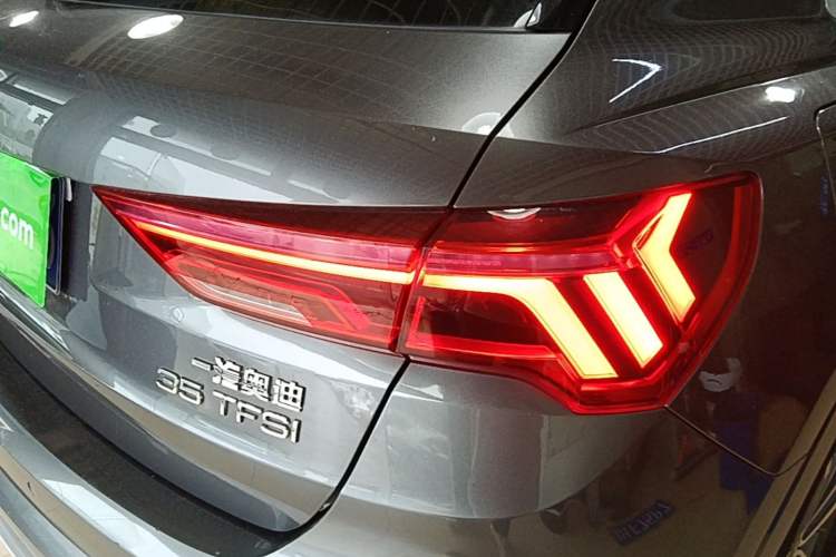 Used Audi Q3 2021 35 TFSI Progressive Dynamic Edition Right Rear Taillight