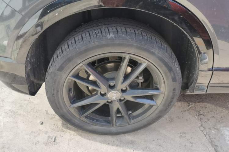 Used Audi Q3 2021 35 TFSI Progressive Dynamic Edition Right Rear Wheel Hub