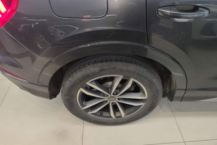 Used Audi Q3 2021 35 TFSI Progressive Dynamic Edition Right Rear Wheel Hub