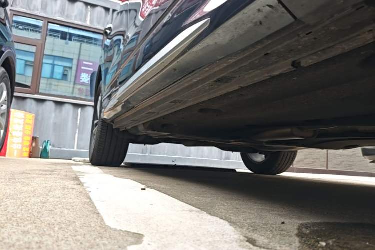 Used Audi Q3 2021 35 TFSI Progressive Dynamic Edition Right Side Sill