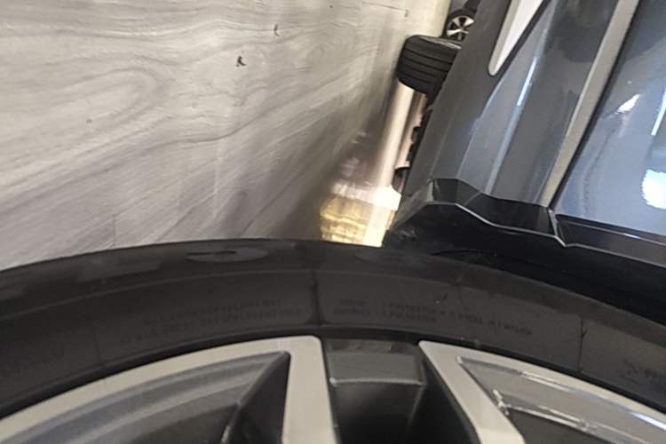 Used Audi Q3 2021 35 TFSI Progressive Dynamic Edition Right Side Sill
