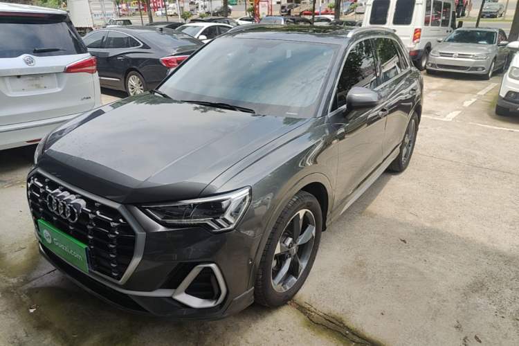 Used Audi Q3 2021 35 TFSI Fashion Dynamic Model Guazi used car, China used car export, Used car for sale, Used cars, Cheapest cars for sale