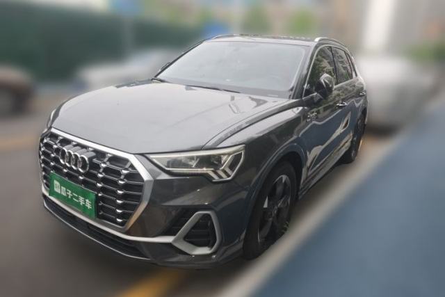 Used Audi Q3 2021 35 TFSI Fashion Dynamic Model
