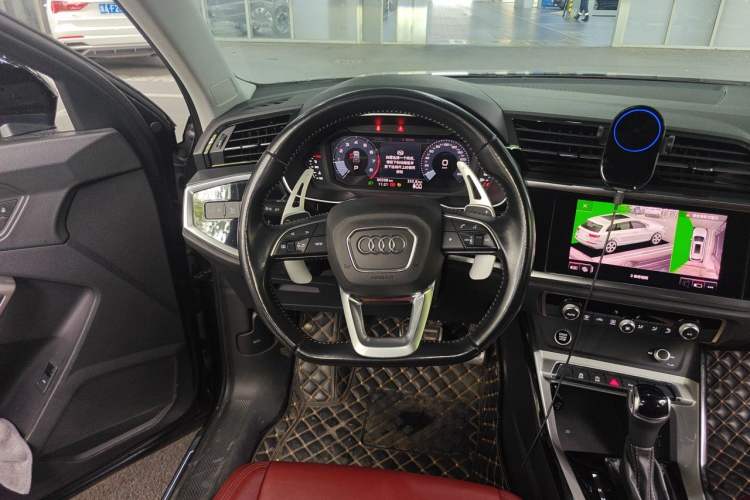 Used Audi Q3 2021 35 TFSI Enjoy Life Edition Steering Wheel