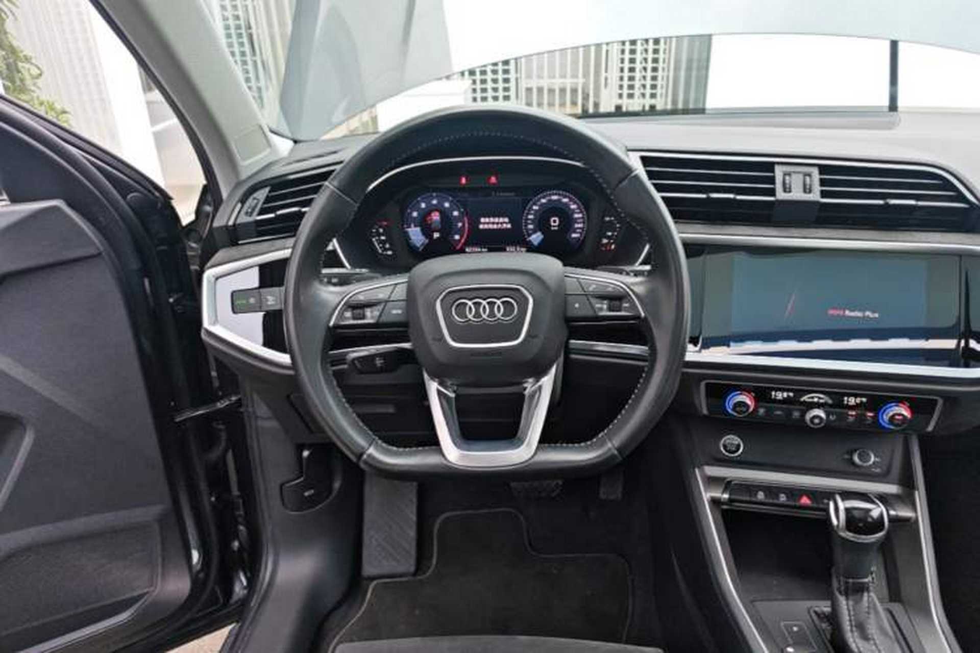 Used Audi Q3 2021 35 TFSI Fashion Dynamic Model Steering Wheel