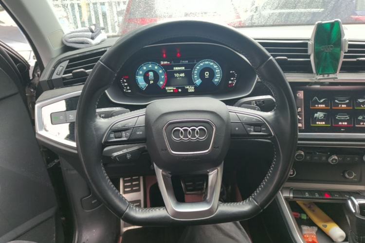 Used Audi Q3 2021 35 TFSI Fashion Dynamic Model Steering Wheel