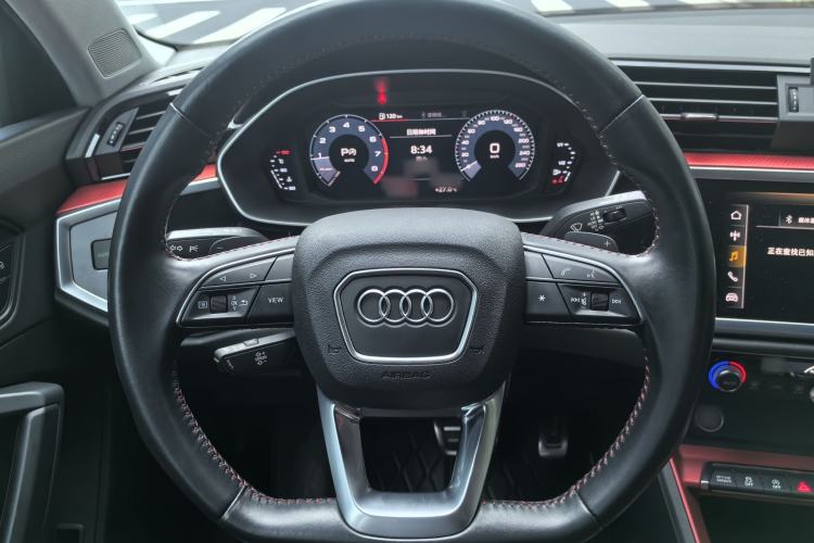 Used Audi Q3 2021 40 TFSI Fashion Dynamic Model Steering Wheel