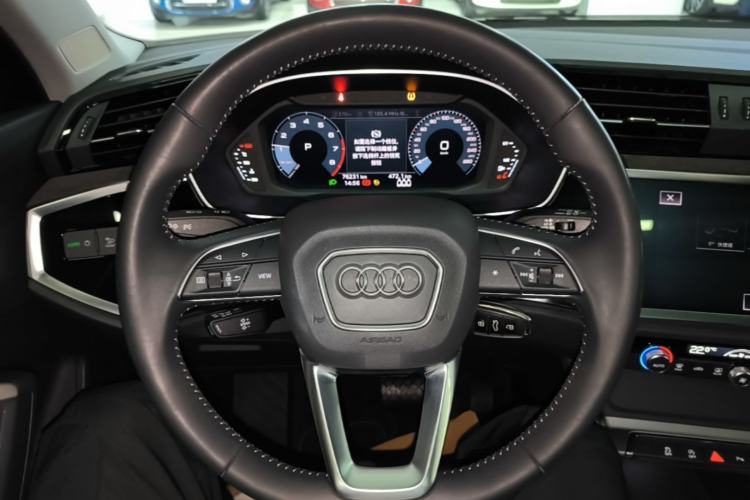 Used Audi Q3 2021 35 TFSI Progressive Dynamic Edition Steering Wheel