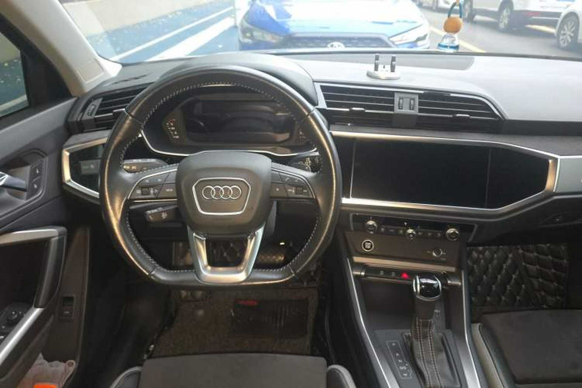 Used Audi Q3 2021 35 TFSI Fashion Dynamic Model Steering Wheel