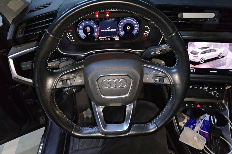 Used Audi Q3 2021 35 TFSI Fashion Dynamic Model Steering Wheel