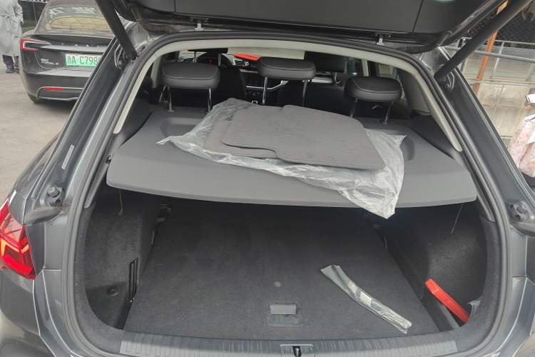 Used Audi Q3 2021 35 TFSI Progressive Dynamic Edition Trunk