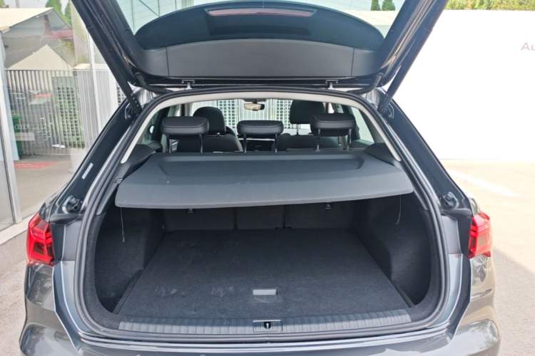 Used Audi Q3 2021 35 TFSI Fashion Dynamic Model Trunk