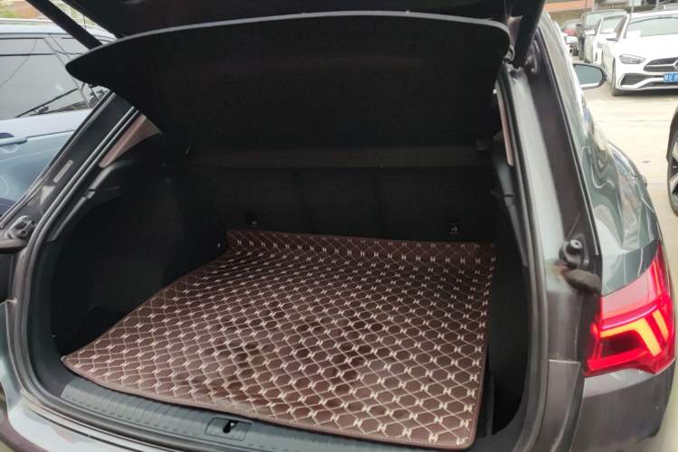 Used Audi Q3 2021 35 TFSI Advanced Style Edition Trunk