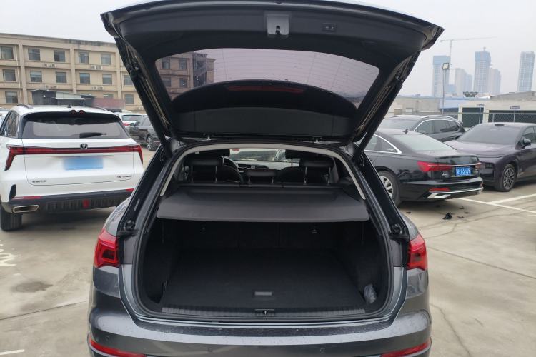 Used Audi Q3 2021 35 TFSI Fashionable and Elegant Model Trunk
