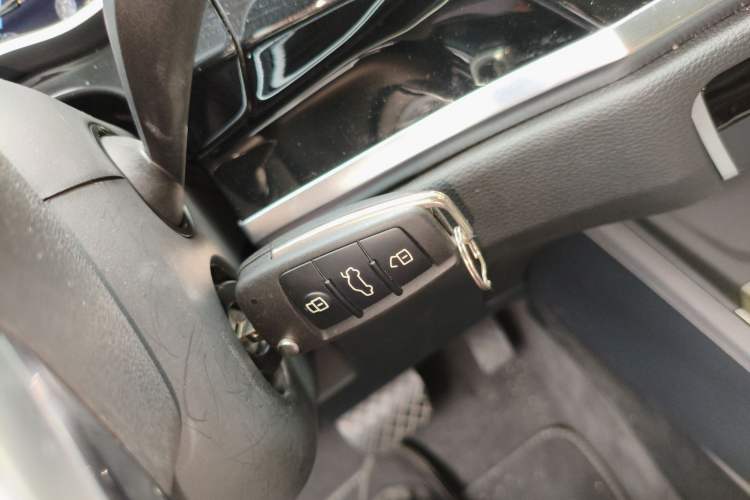Used Audi Q3 2021 35 TFSI Progressive Dynamic Edition Vehicle Key