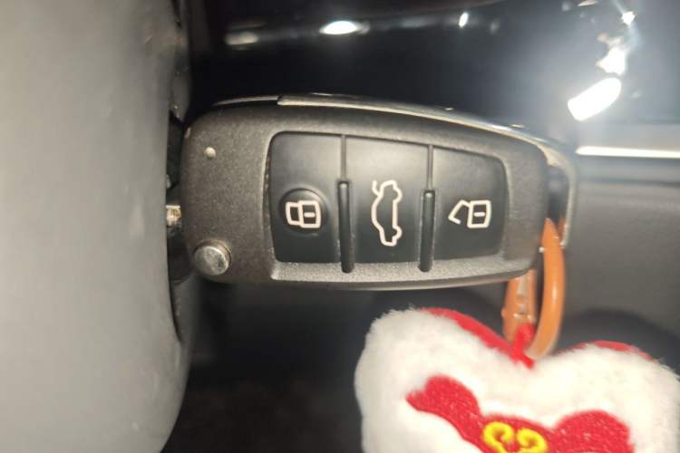 Used Audi Q3 2021 35 TFSI Progressive Dynamic Edition Vehicle Key