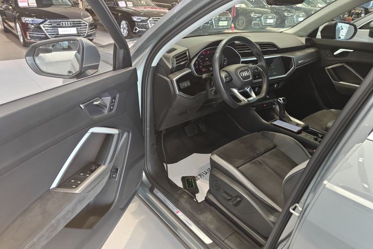 Used Audi Q3 2021 35 TFSI Fashion Dynamic Model Driver Seat