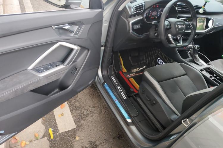 Used Audi Q3 2021 35 TFSI Fashion Dynamic Model Driver Seat