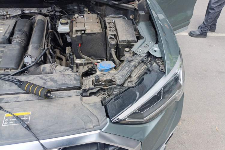 Used Audi Q3 2021 35 TFSI Fashion Dynamic Model Engine Bay Left