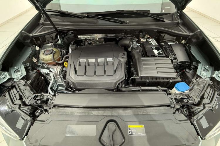 Used Audi Q3 2021 40 TFSI Fashion Dynamic Model Engine Bay