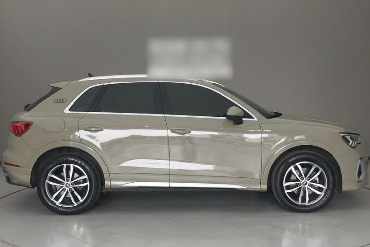 Used Audi Q3 2021 35 TFSI Progressive Dynamic Edition Exterior 4