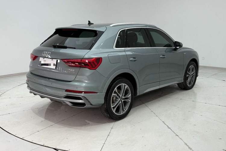 Used Audi Q3 2021 40 TFSI Fashion Dynamic Model Exterior 4