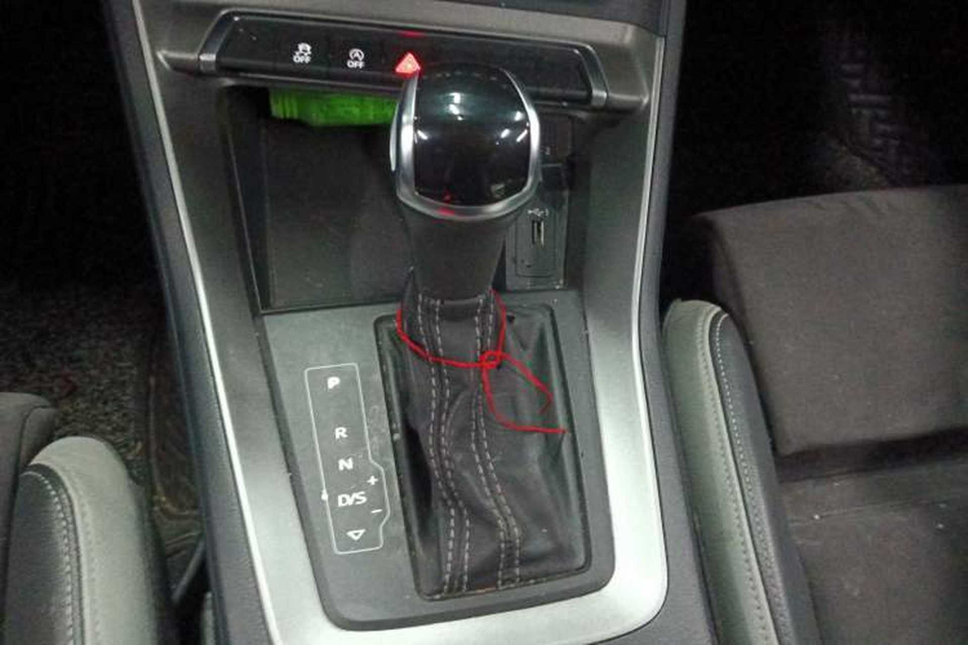 Used Audi Q3 2021 35 TFSI Progressive Dynamic Edition Gear Lever