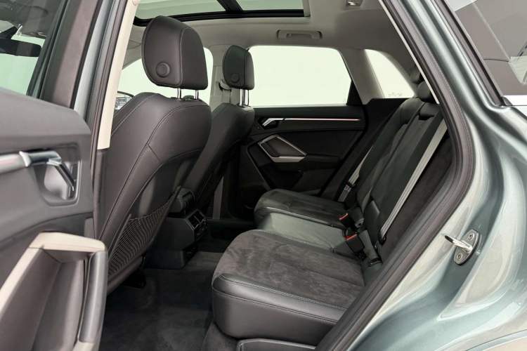 Used Audi Q3 2021 40 TFSI Fashion Dynamic Model Interior 3