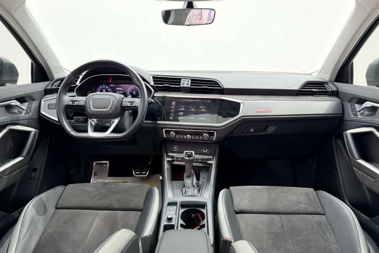 Used Audi Q3 2021 40 TFSI Fashion Dynamic Model Interior 4