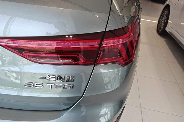 Used Audi Q3 2021 35 TFSI Fashion Dynamic Model Right Rear Taillight