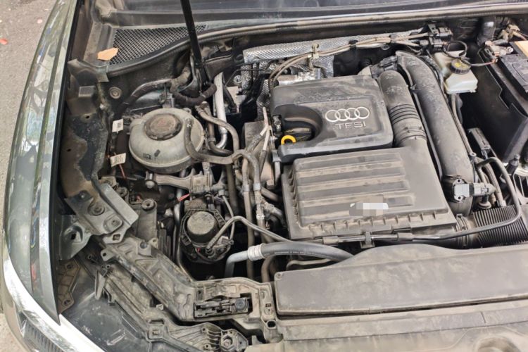 Used Audi Q3 2021 35 TFSI Fashion Dynamic Model Engine Bay Right