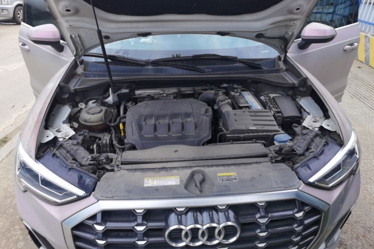 Used Audi Q3 2021 40 TFSI Fashion Dynamic Model Engine Bay
