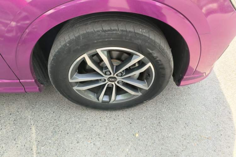 Used Audi Q3 2021 35 TFSI Progressive Dynamic Edition Right Front Wheel Hub