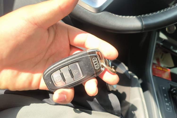 Used Audi Q3 2021 35 TFSI Progressive Dynamic Edition Vehicle Key