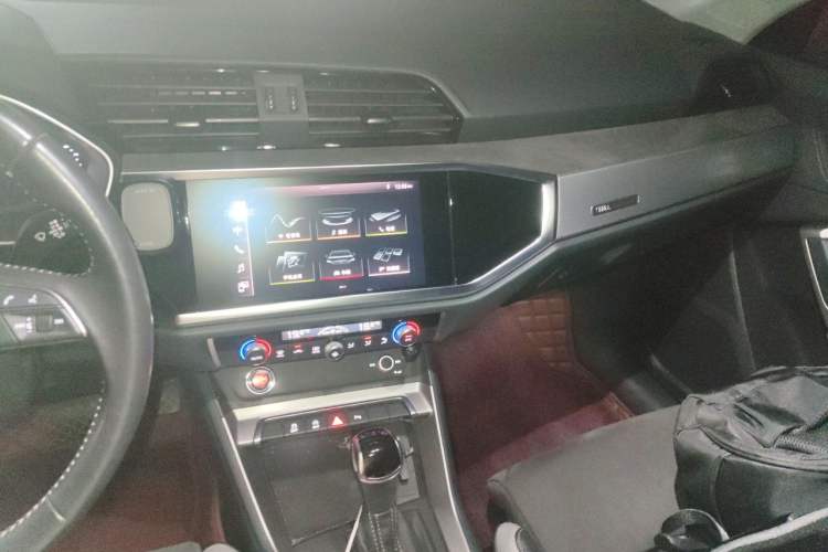 Used Audi Q3 2021 35 TFSI Progressive Dynamic Edition Audio And AC Panel