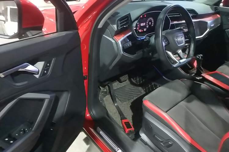 Used Audi Q3 2021 35 TFSI Fashion Dynamic Model Driver Seat