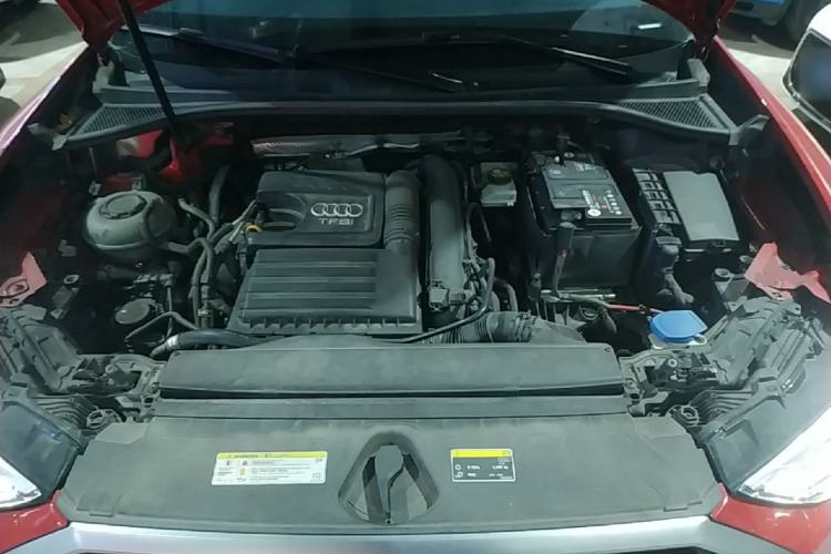 Used Audi Q3 2021 35 TFSI Fashion Dynamic Model Engine Bay