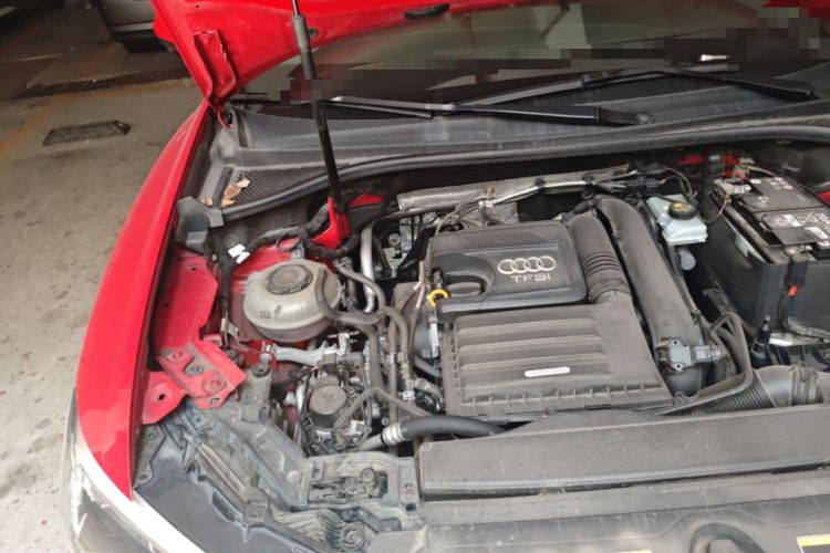 Used Audi Q3 2021 35 TFSI Fashion Dynamic Model Engine Bay Right
