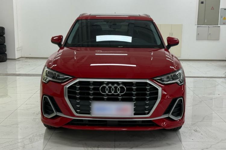 Used Audi Q3 2021 35 TFSI Fashion Dynamic Model Exterior 1