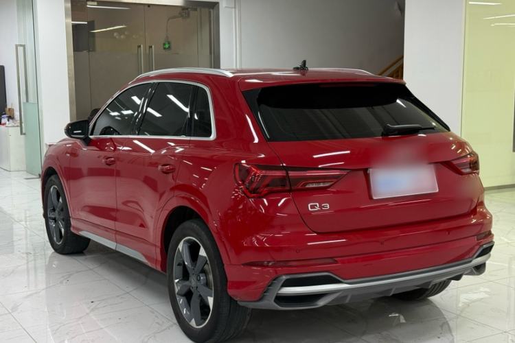 Used Audi Q3 2021 35 TFSI Fashion Dynamic Model Exterior 2