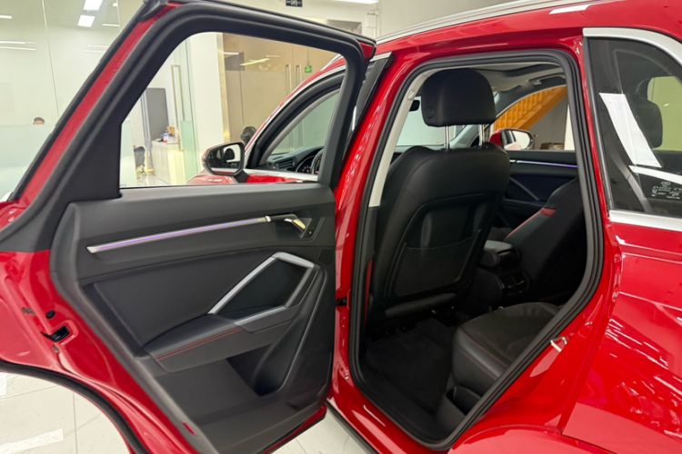 Used Audi Q3 2021 35 TFSI Fashion Dynamic Model Interior 7