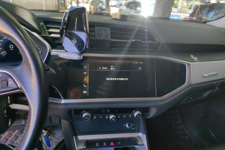 Used Audi Q3 2021 35 TFSI Advanced Style Edition Audio And AC Panel