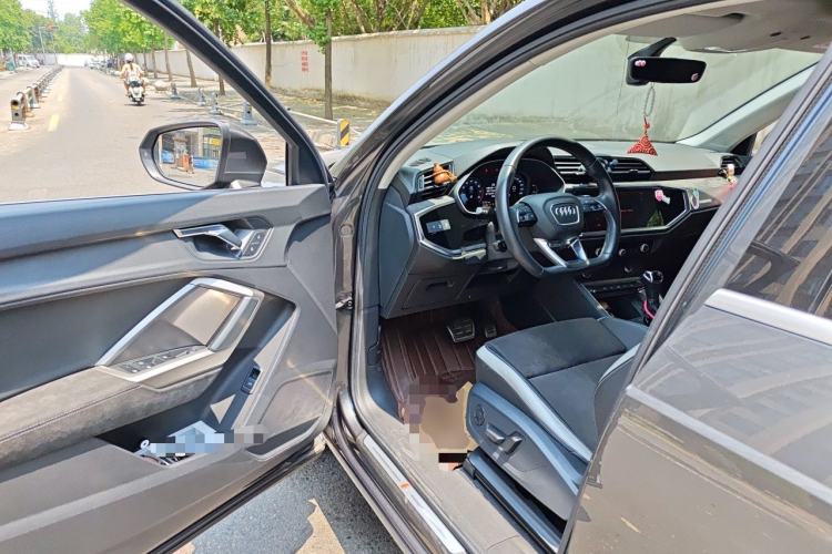 Used Audi Q3 2021 35 TFSI Fashion Dynamic Model Driver Seat