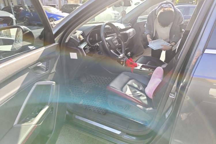 Used Audi Q3 2021 35 TFSI Fashionable and Elegant Model Driver Seat