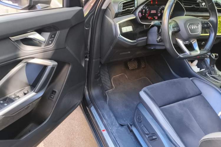 Used Audi Q3 2021 35 TFSI Fashion Dynamic Model Driver Seat