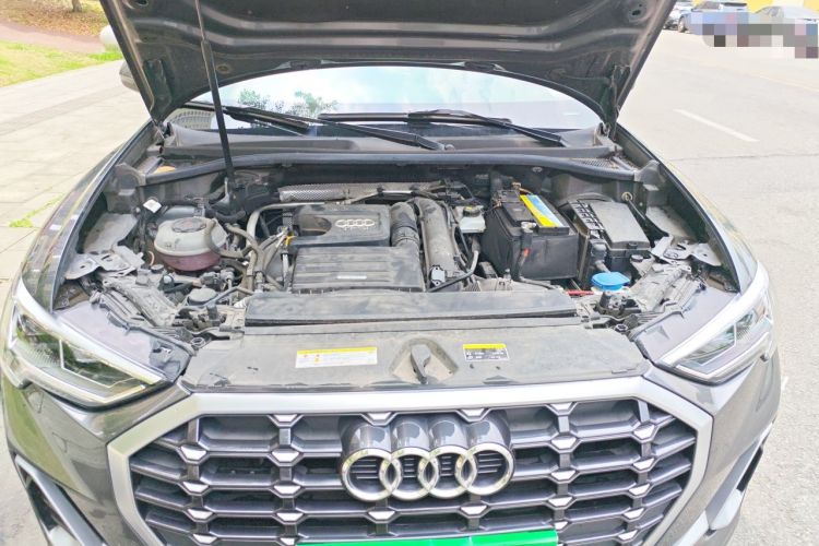 Used Audi Q3 2021 35 TFSI Fashion Dynamic Model Engine Bay