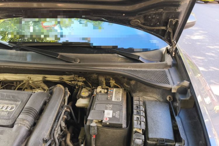 Used Audi Q3 2021 35 TFSI Fashion Dynamic Model Engine Bay Left
